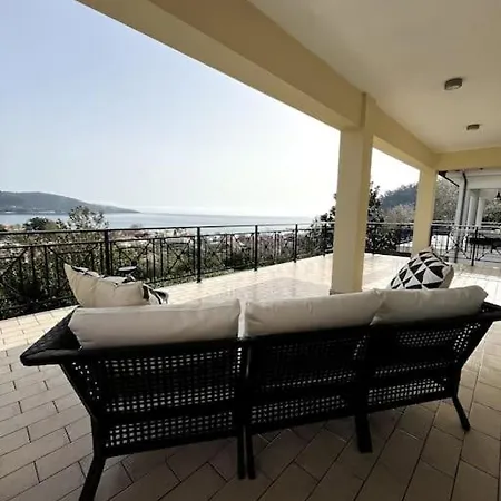 Magic Sea View - Vila
